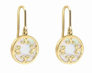 Boucles d'oreilles pendantes rondes en or jaune 375 avec incrustation de nacre blanche.