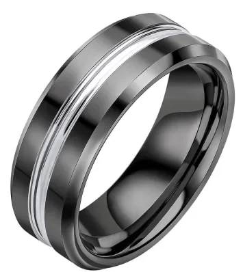 Bague pour homme en tungstène avec placage ionique noir (IP Black) et finition lisse polie.