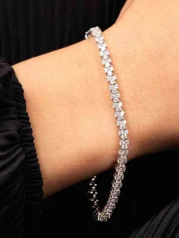 Bracelet femme  éclat stellaire  en argent massif 925 zirconiums